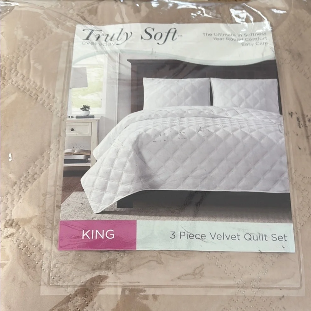 Tan Velvet Quilt Set with Textured Pattern three-piece set
